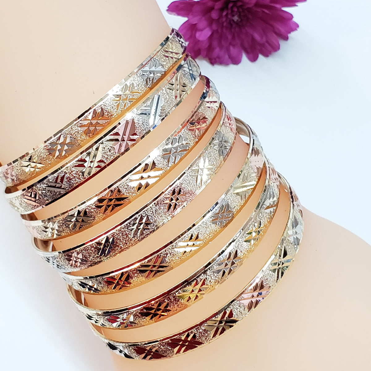 Semanario bangles store